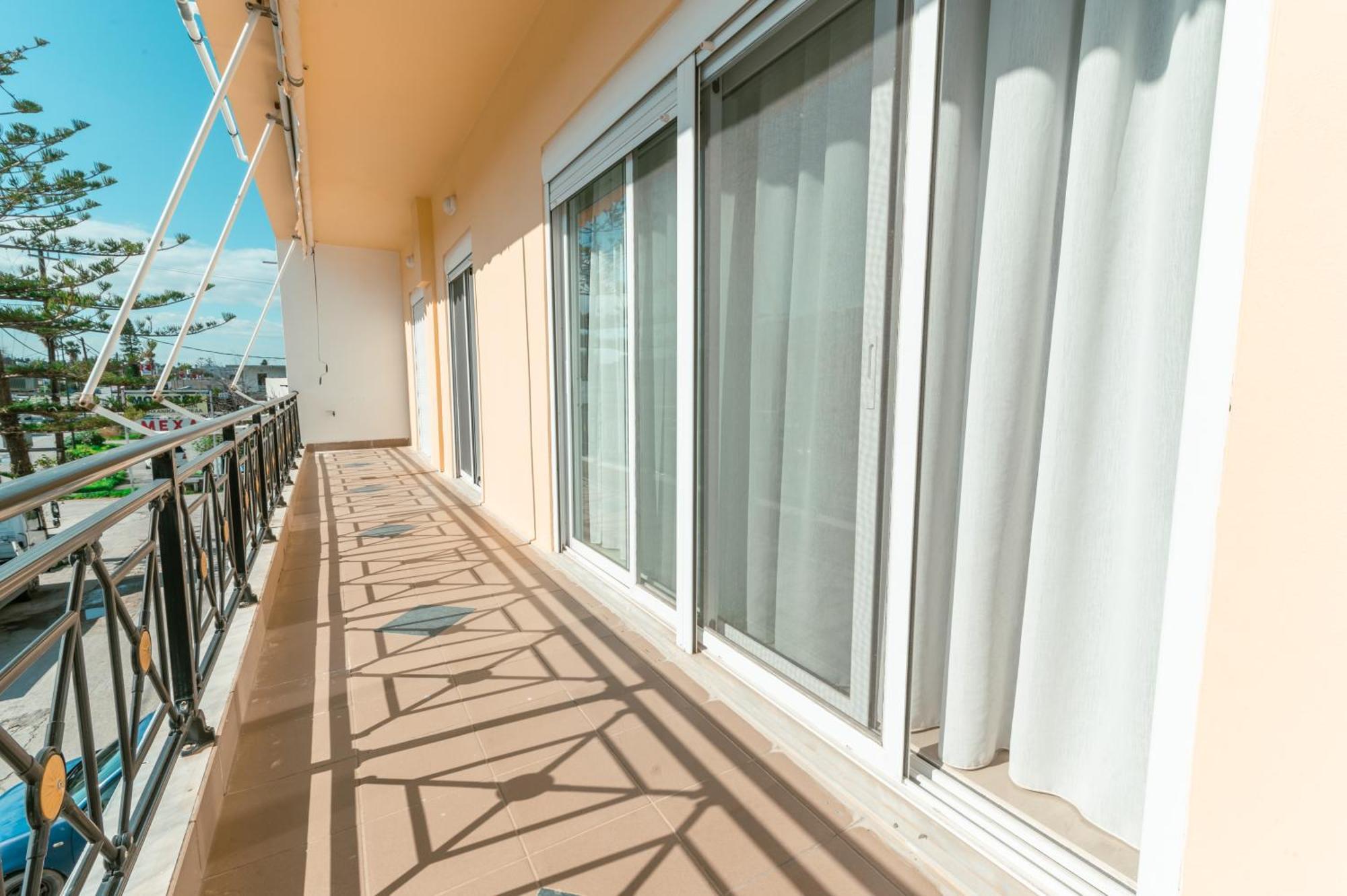 Brand New Elegant Suite Platánion Zewnętrze zdjęcie
