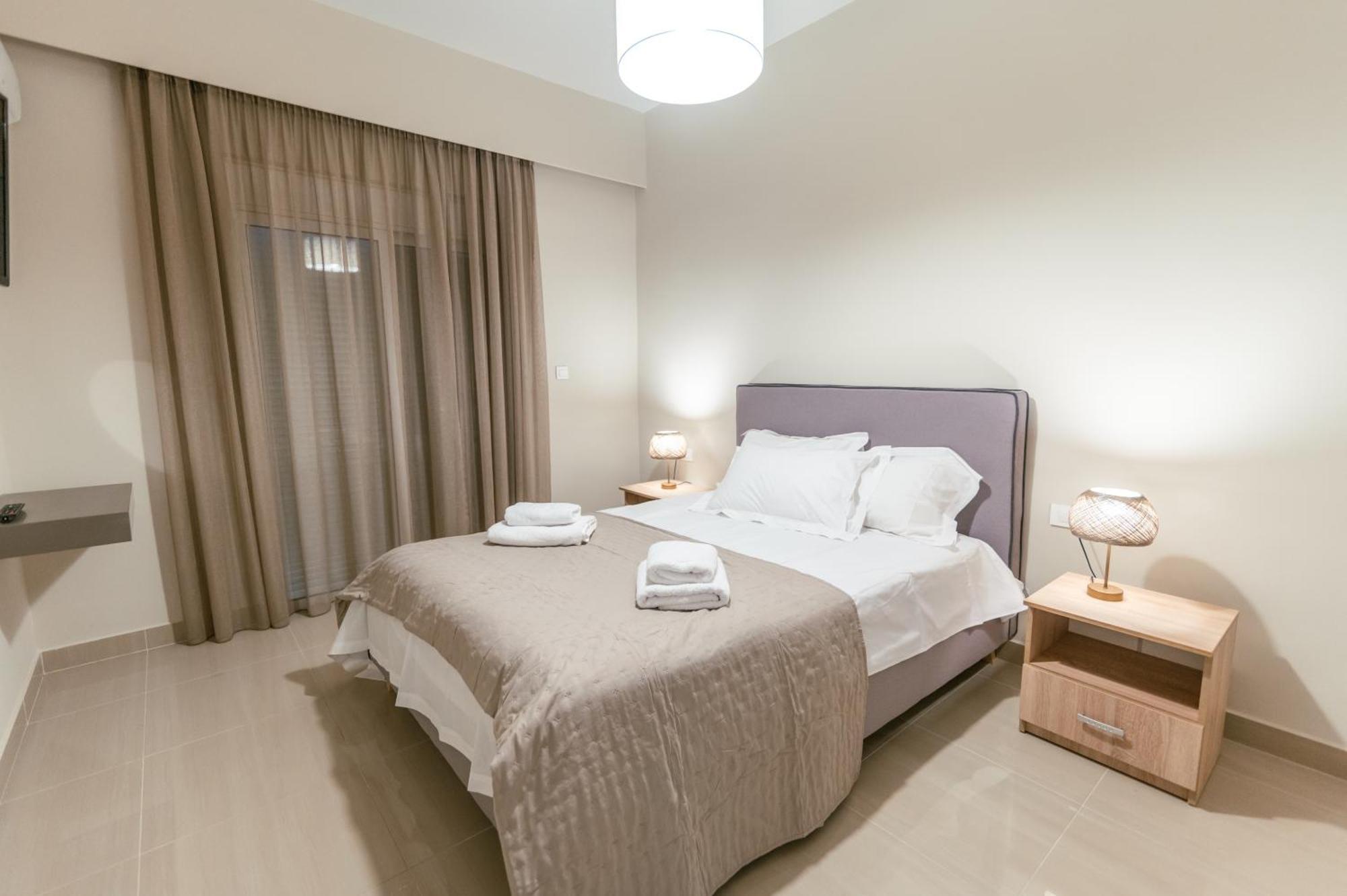 Brand New Elegant Suite Platánion Zewnętrze zdjęcie