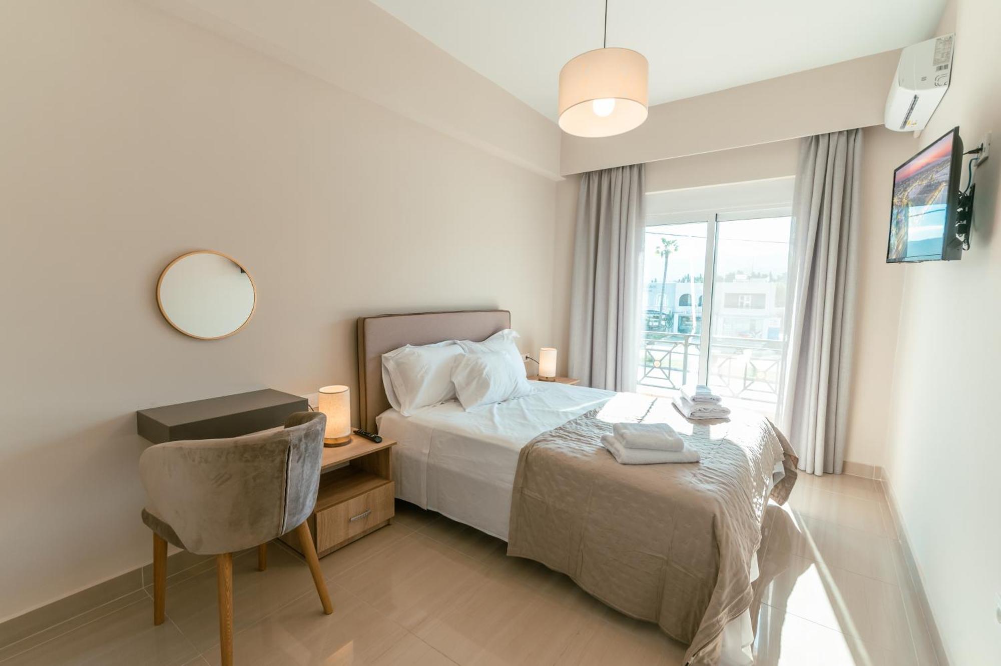 Brand New Elegant Suite Platánion Zewnętrze zdjęcie